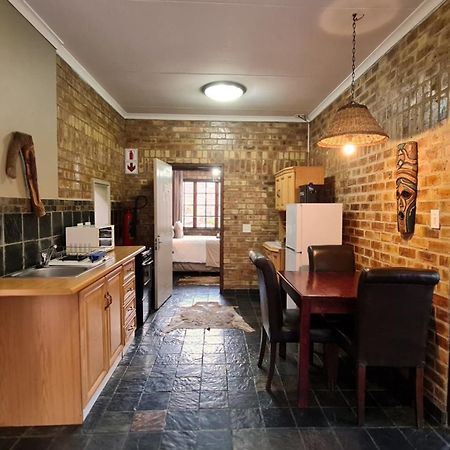 Klein Bosveld Guest House Witbank Exterior foto